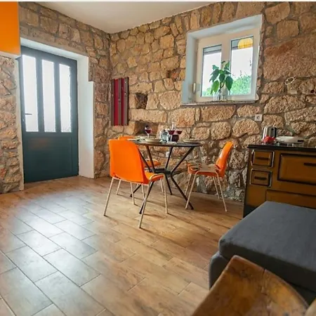 Сasa de vacaciones Honey House Grabovac (Split-Dalmatia)