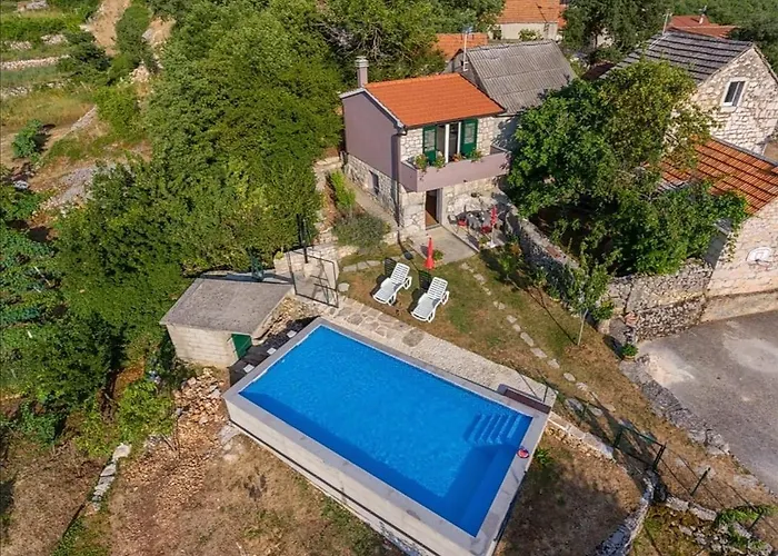 Honey House * Grabovac (Split-Dalmatia)